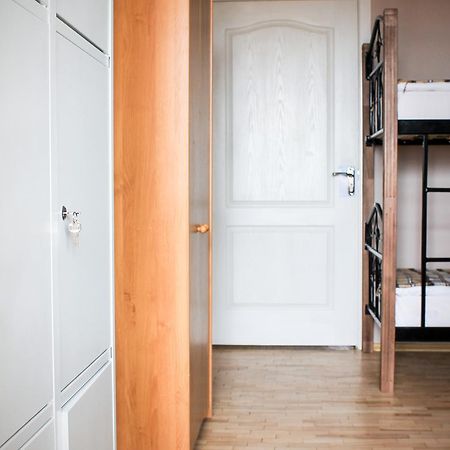 A&S Hostel Minskiy Kiev Exterior photo