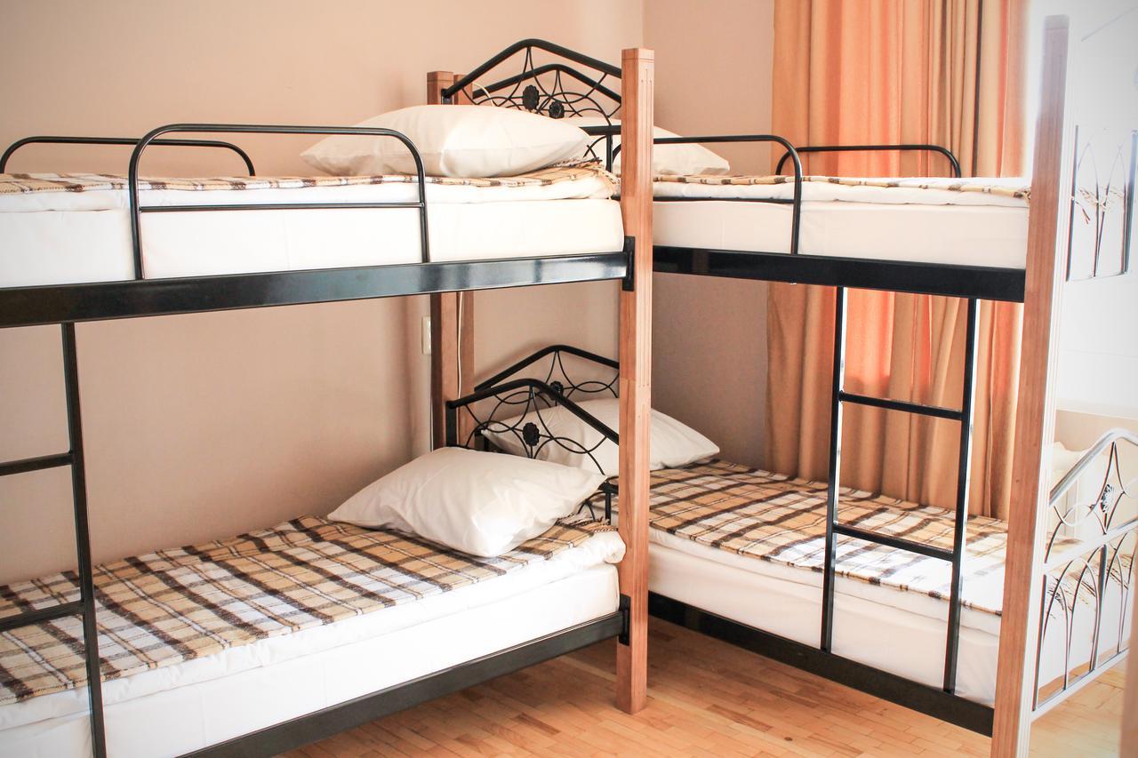 A&S Hostel Minskiy Kiev Exterior photo