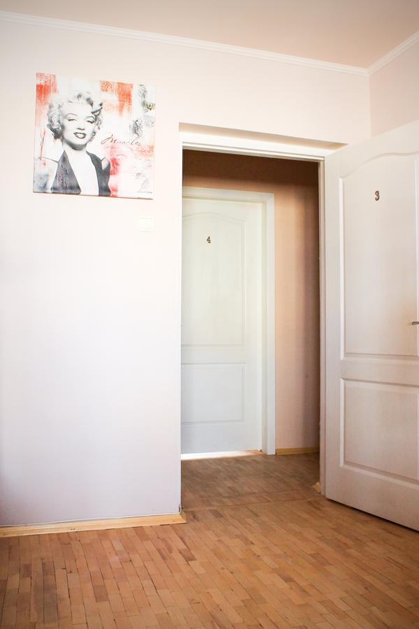 A&S Hostel Minskiy Kiev Exterior photo