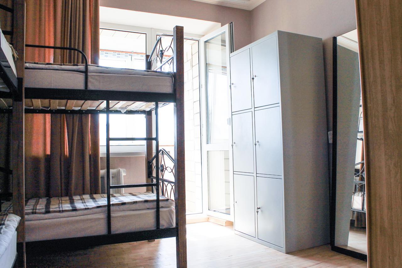 A&S Hostel Minskiy Kiev Exterior photo