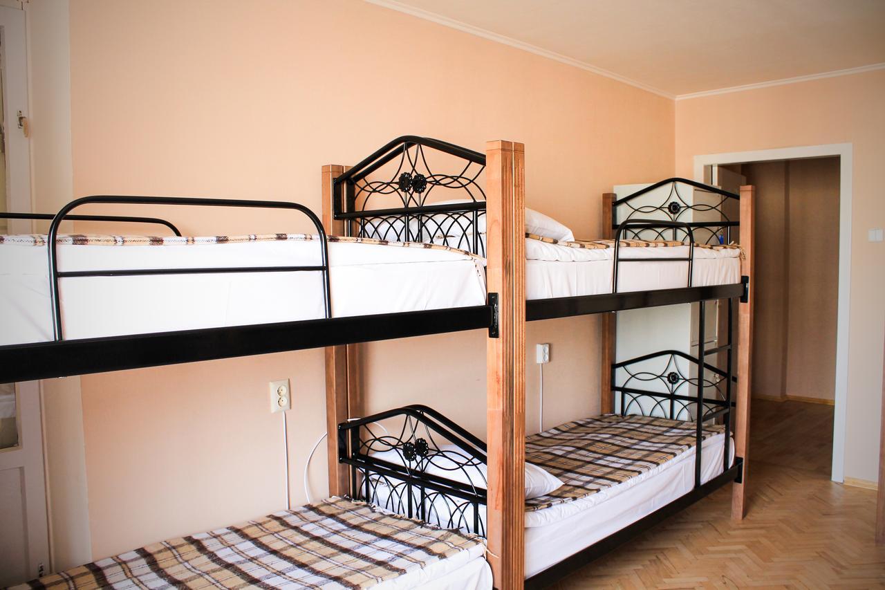 A&S Hostel Minskiy Kiev Exterior photo
