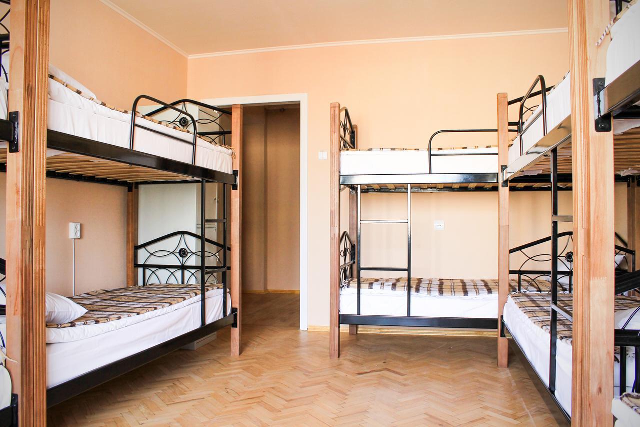 A&S Hostel Minskiy Kiev Exterior photo